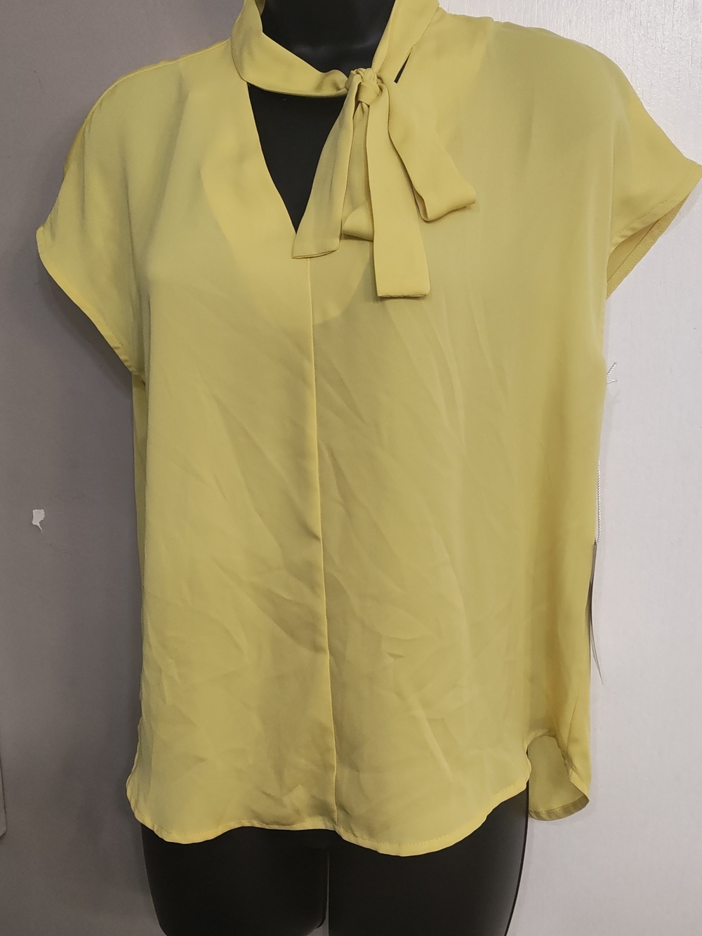 👀🌙Worthington Yellow Summer Tie-Neck🤔Elegant Blouse✨✨